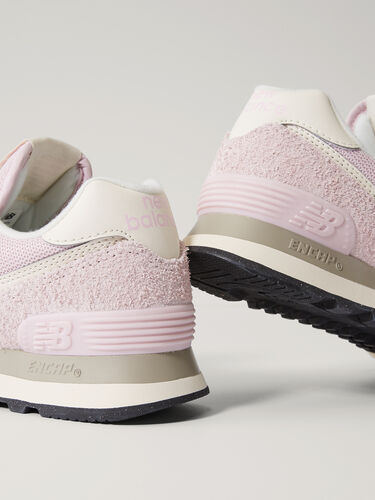 New Balance Women's Lifestyle Sneakers: 574