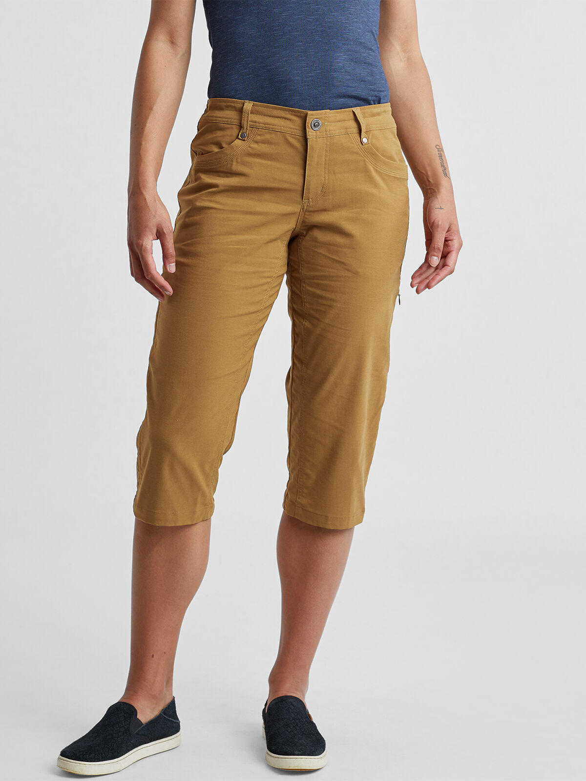 womens walking capris