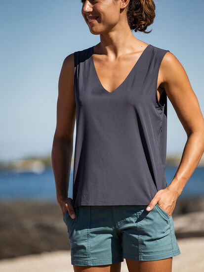 Round Trip Pocket Tank Top - Solid, , model