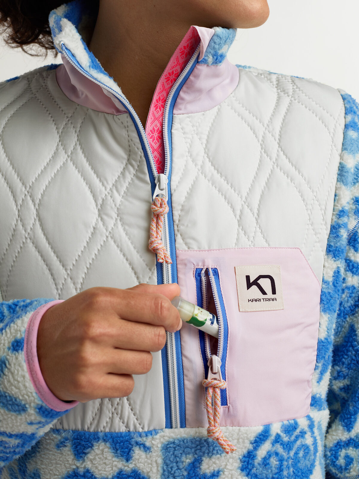 Kari Traa Rothe Women Quilted 1/2 Zip Pullover