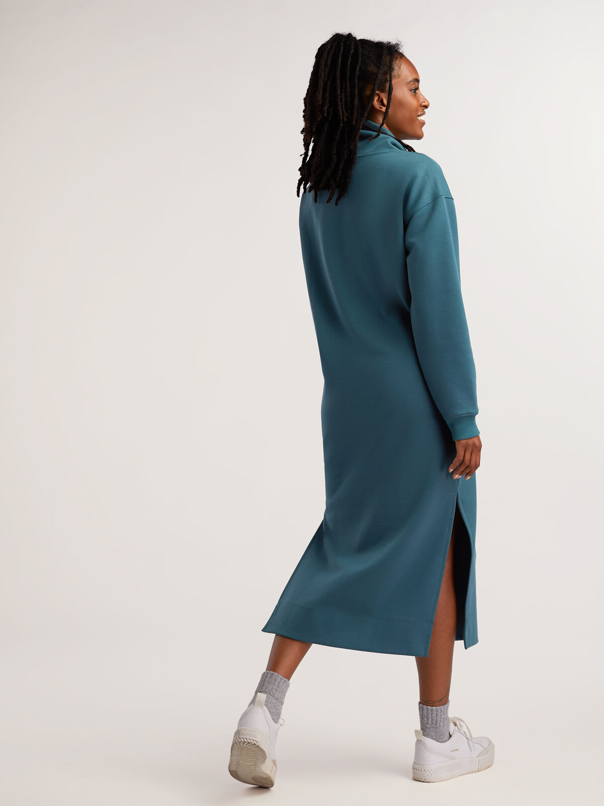 Gadot Maxi Dress – Women's Long Sleeve Mock Neck Dress | Title Nine