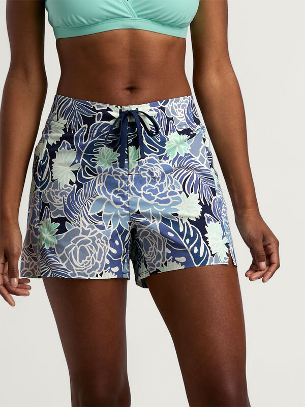 Board Shorts for Women: Incrediboardie 4"