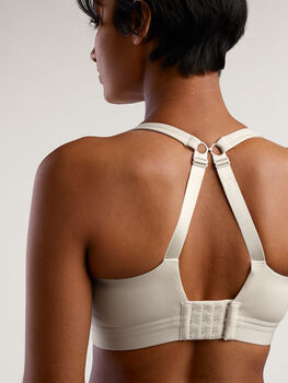 Marvel Minimalist Underwire Sports Bra