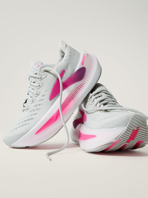 Brooks Women&rsquo;s Glycerin Max 2 &ndash; Max Cushion Running Shoes