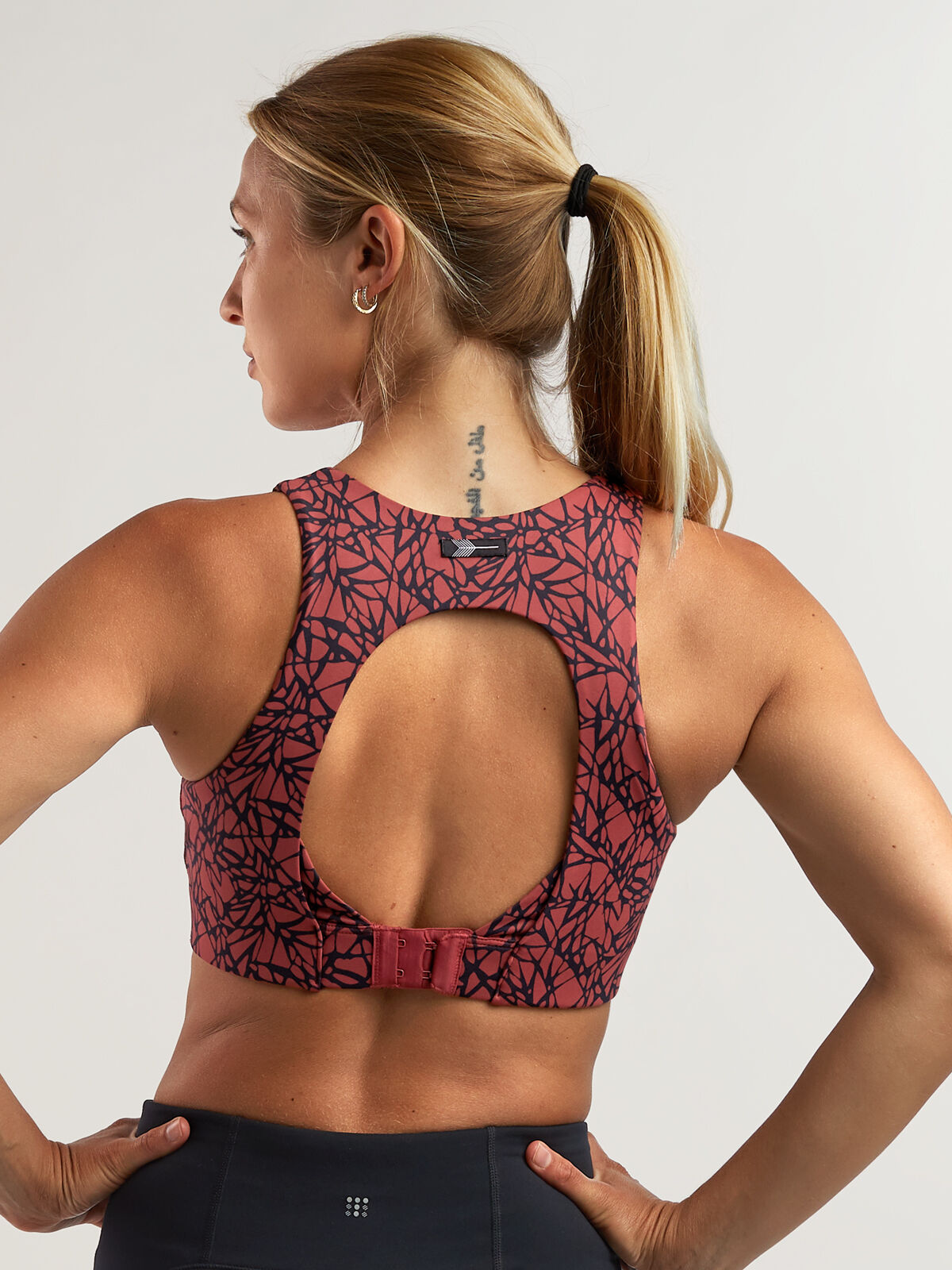 Oiselle Sports Bra Racerback: Close the Gap | Title Nine