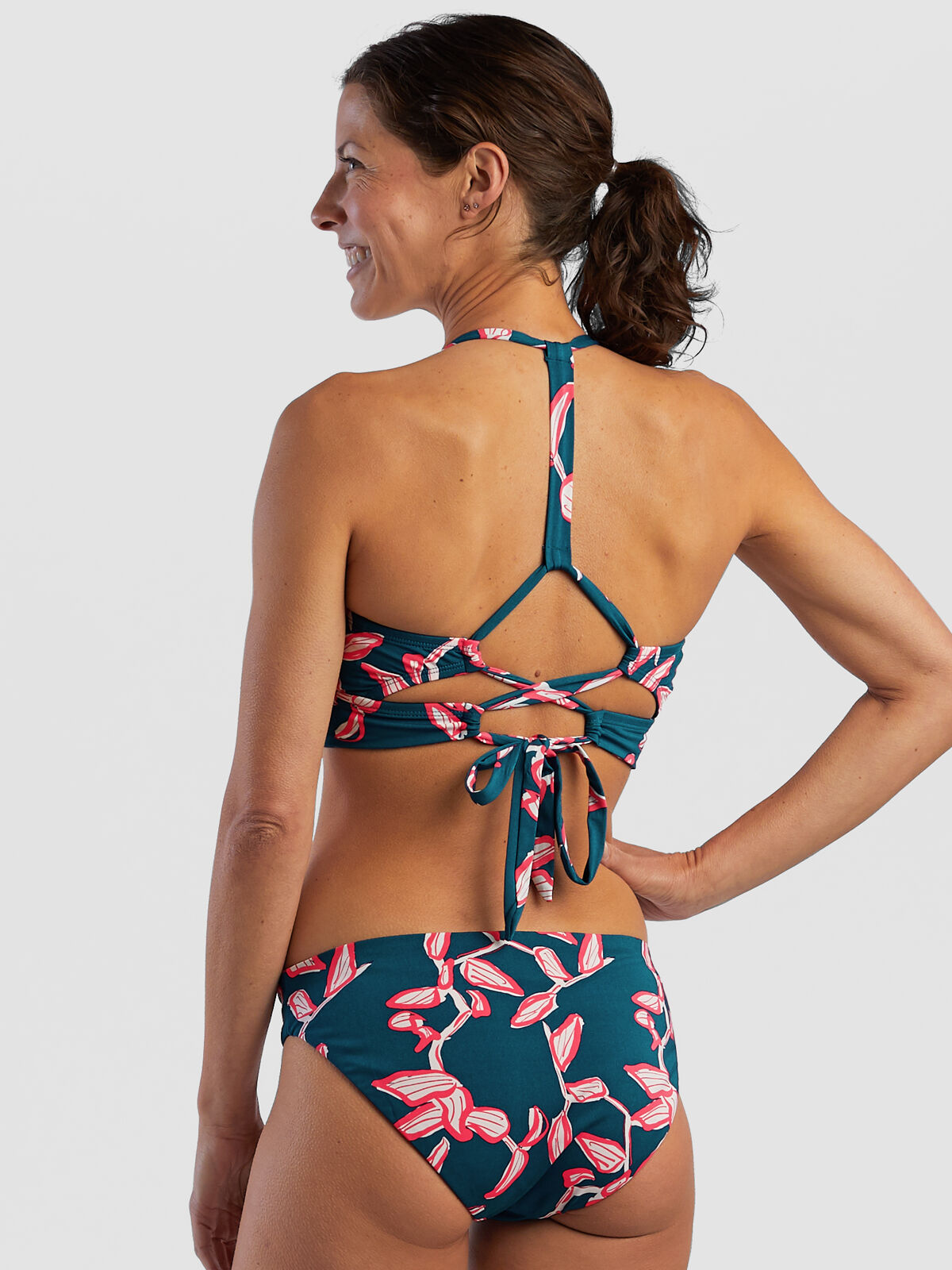 Carve Designs Dahlia Bikini Top - Jade | Title Nine