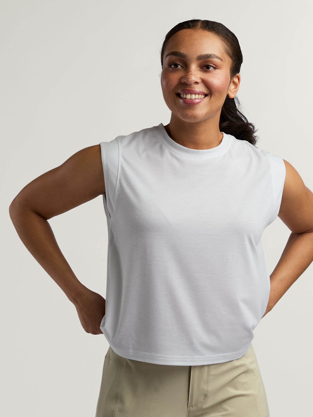 Women's Lightweight UPF 50 Hiking Tee Gatewood | Title Nine