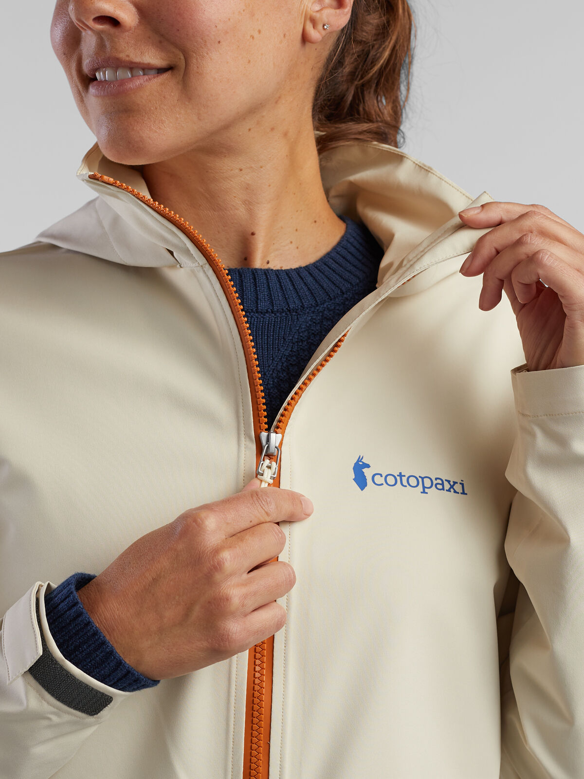 Cotopaxi Women's Cielo Rain Trench Coat | Title Nine Cotopaxi Women's Cielo Rain Trench Coat | Title Nine