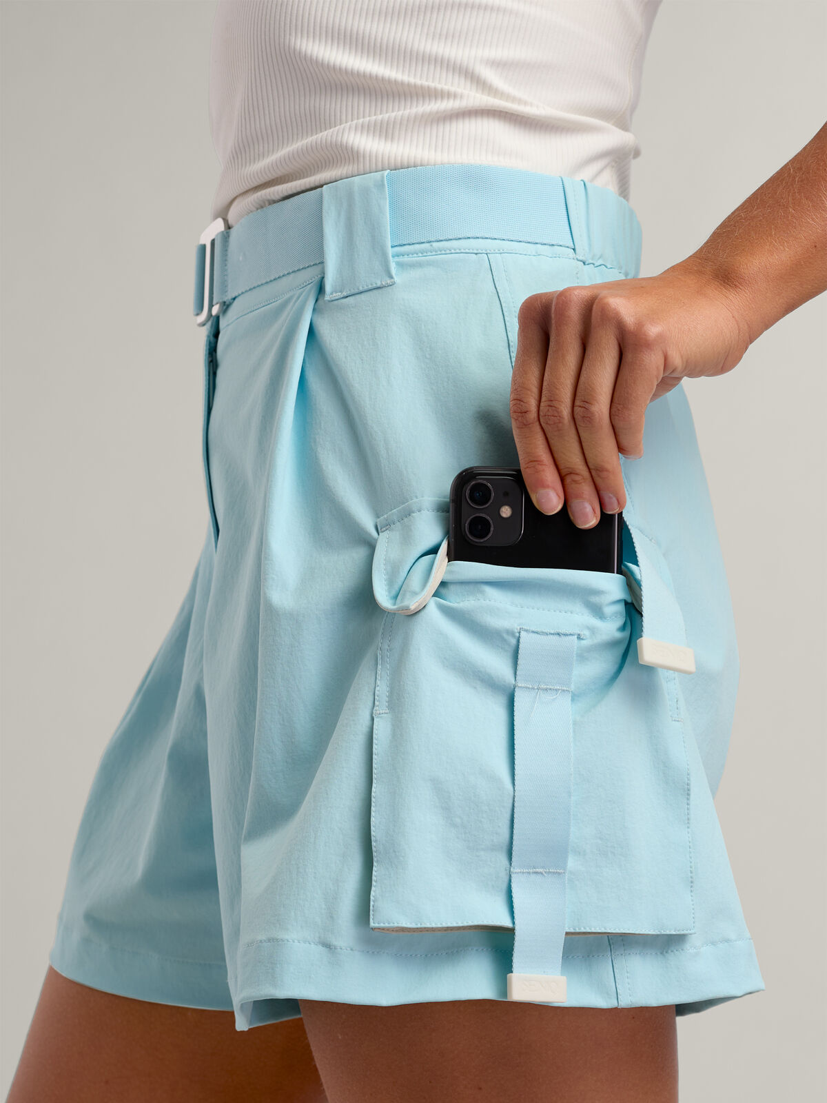 SENIQ Trailmix Shorts – Pocketed, Quick-Dry Trail-Ready | Title Nine