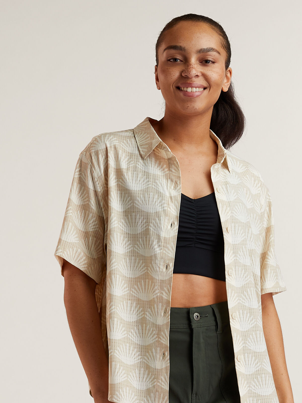 Roark Women's Bless Up Breathable Stretch Shirt | Title Nine