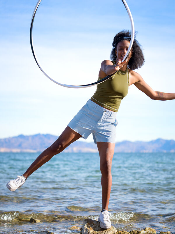 SENIQ Oasis Shelf Bra Tank Top