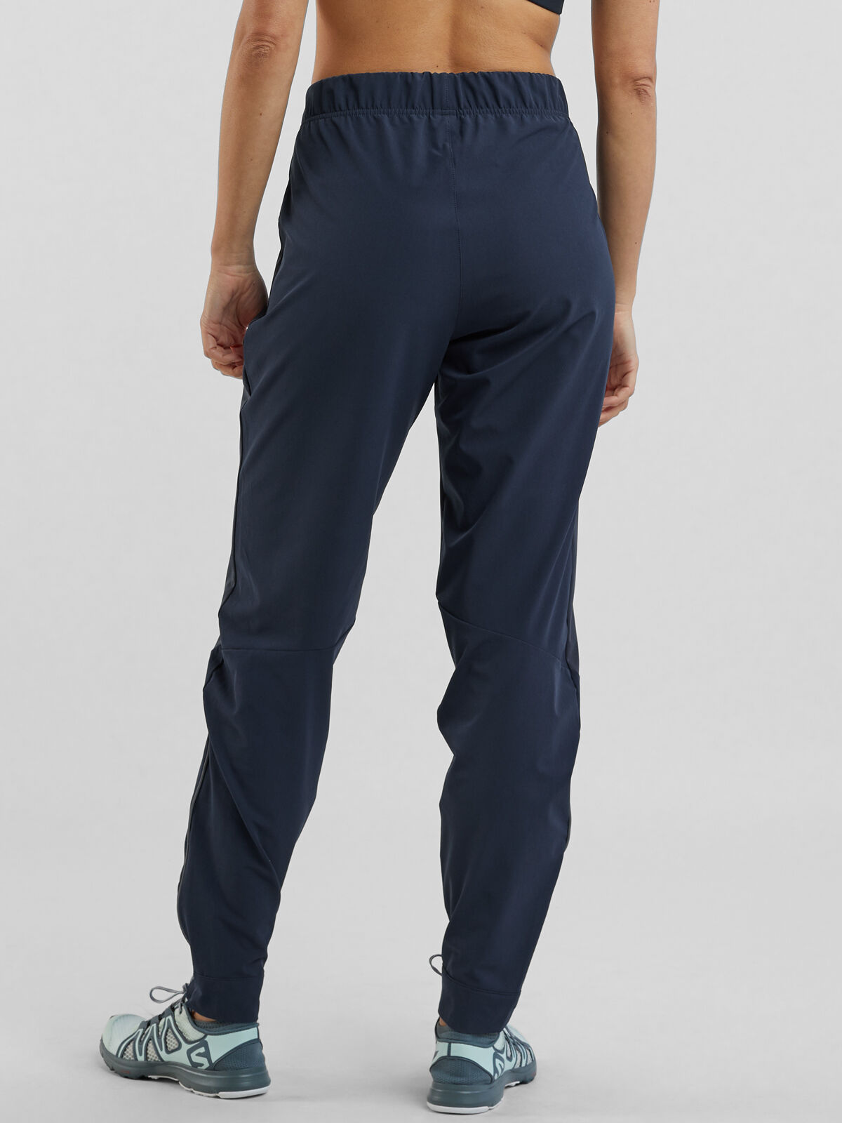 Winter training pants top
