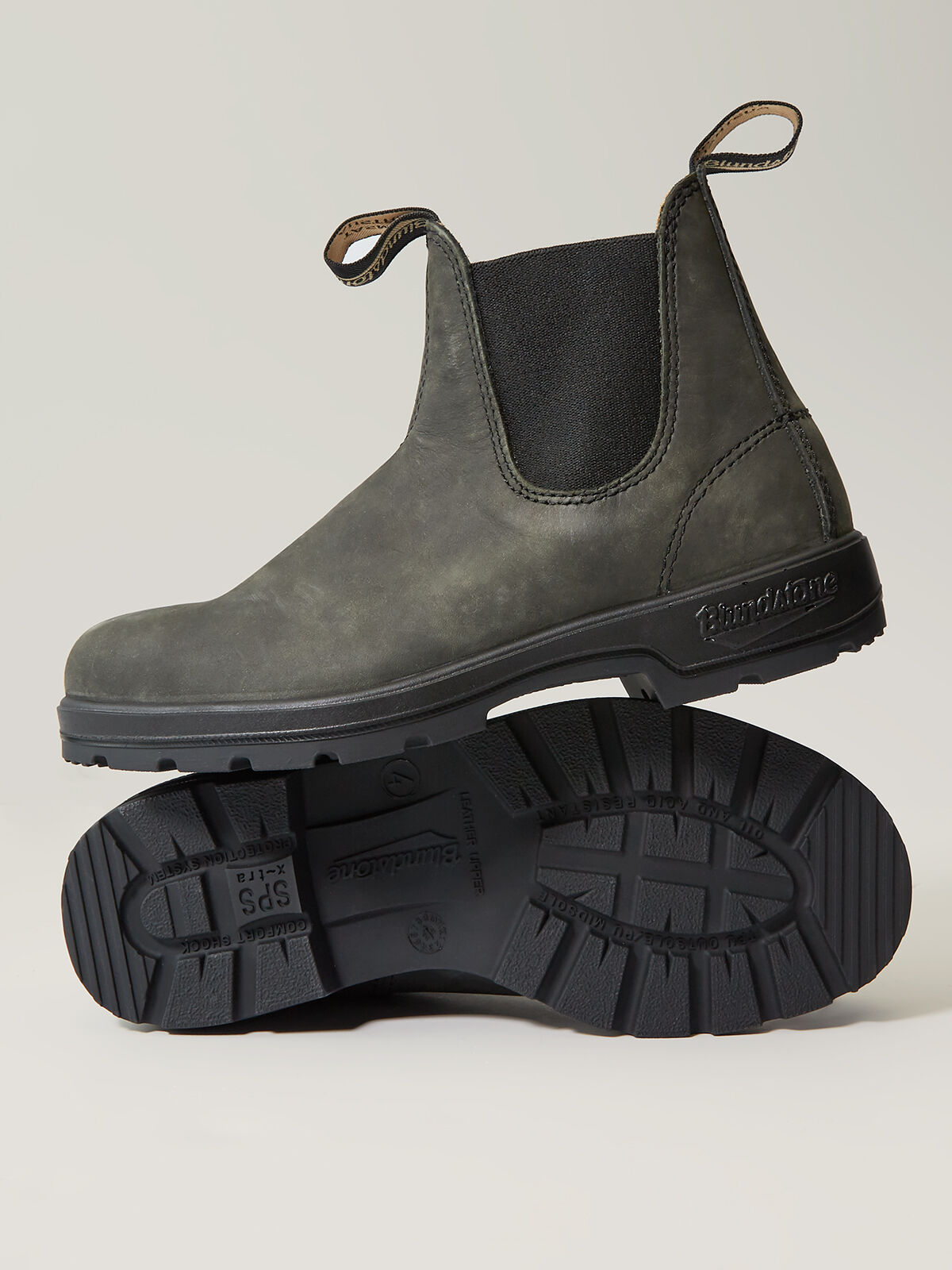 Blundstone Women's 550 Waterproof Chelsea Boot | Title Nine