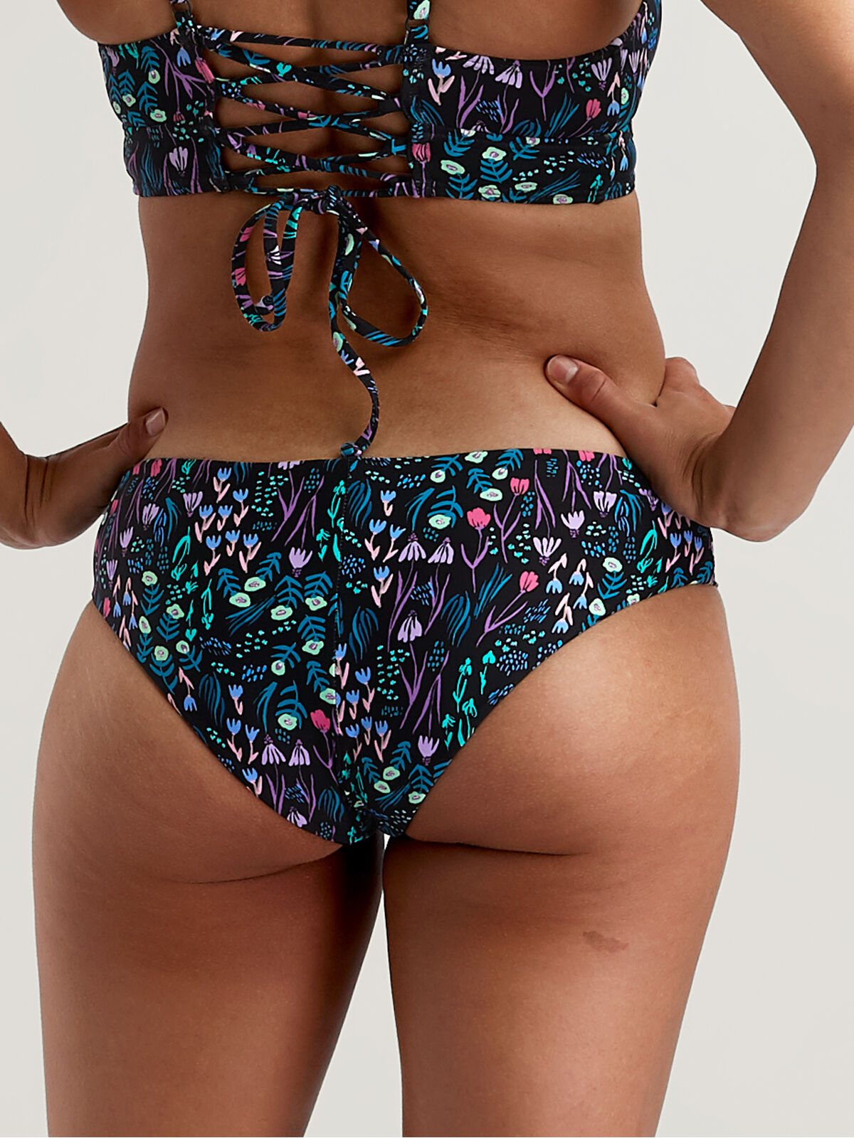 Low Rise Bikini Bottom: Piki - Veranda | Title Nine