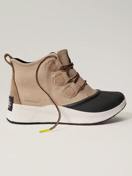 Sorel Out N About IV Classic Waterproof Bootie