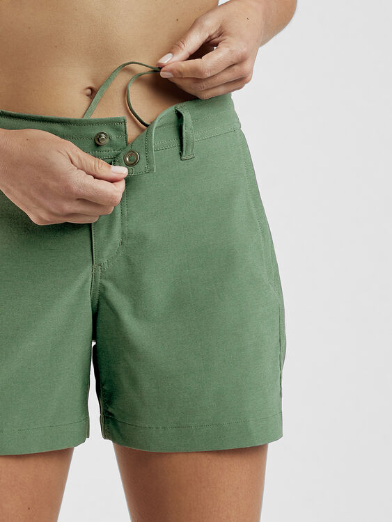 $100 CHEAPER than a Benchmade Bugout! #shorts #shorts 