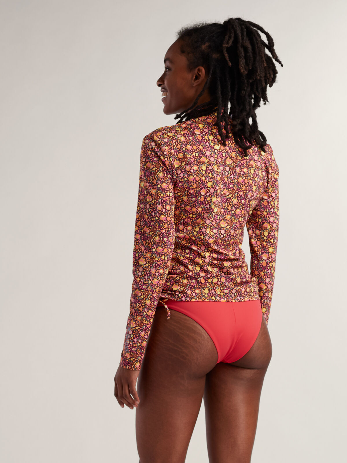 Carve Designs Long Sleeve Rash Guard Endless Summer Outlet