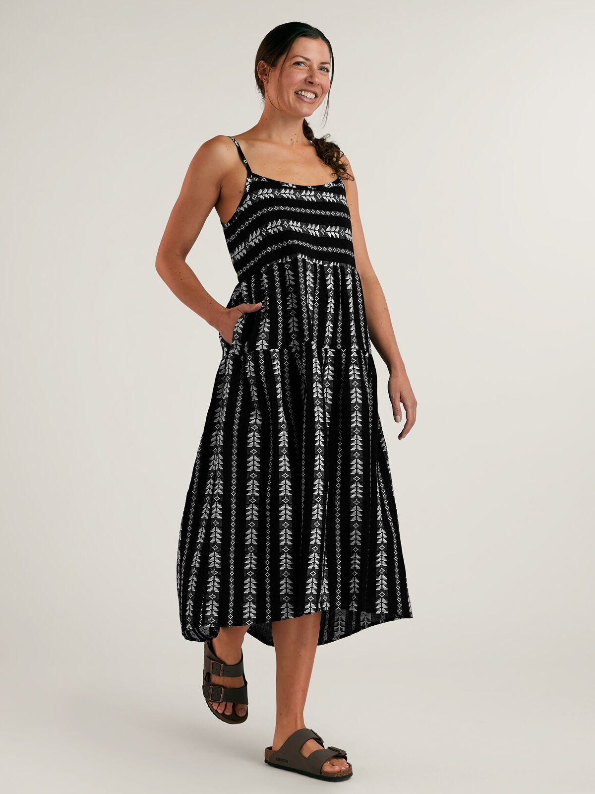 ● GENERALIDEA ● Loose Fit Pinch Waist Dress Carve Designs Jacey Textured Cotton Dress | Title Nine
