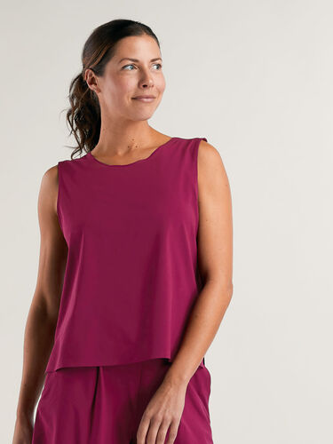 Round Trip Pocket Tank Top - Solid
