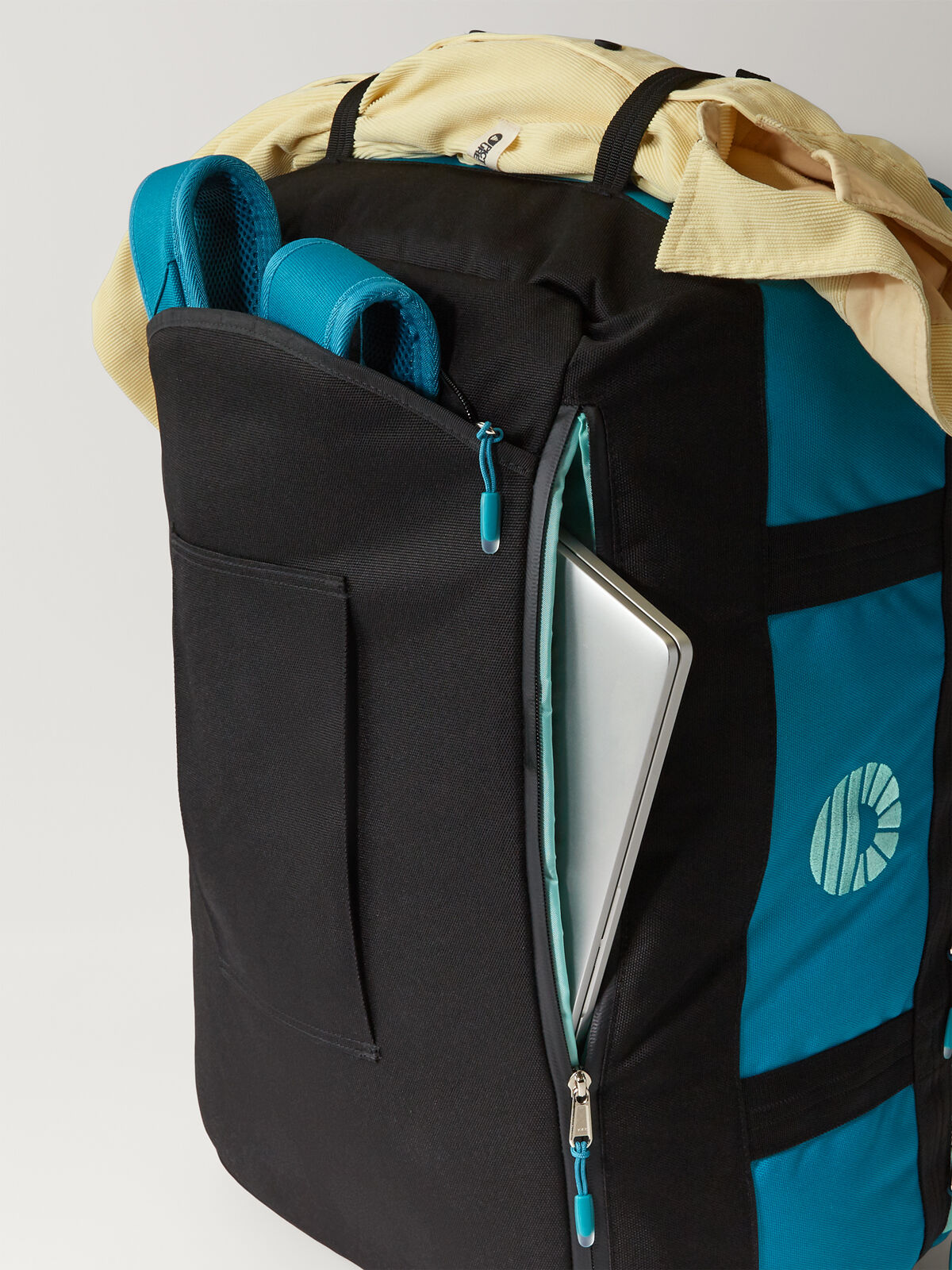 TOBIQ Colorado Duffel 60L Travel Adventure Bag | Title Nine