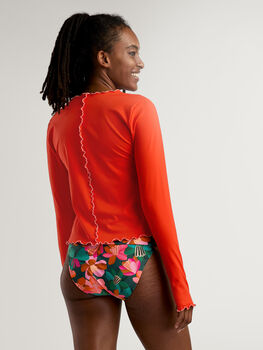 Surfspray Rash Guard &ndash; UPF 50 Surf Swim Top