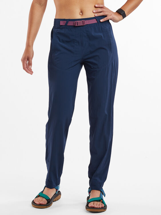 Women's Travel Pants: Aero Tech