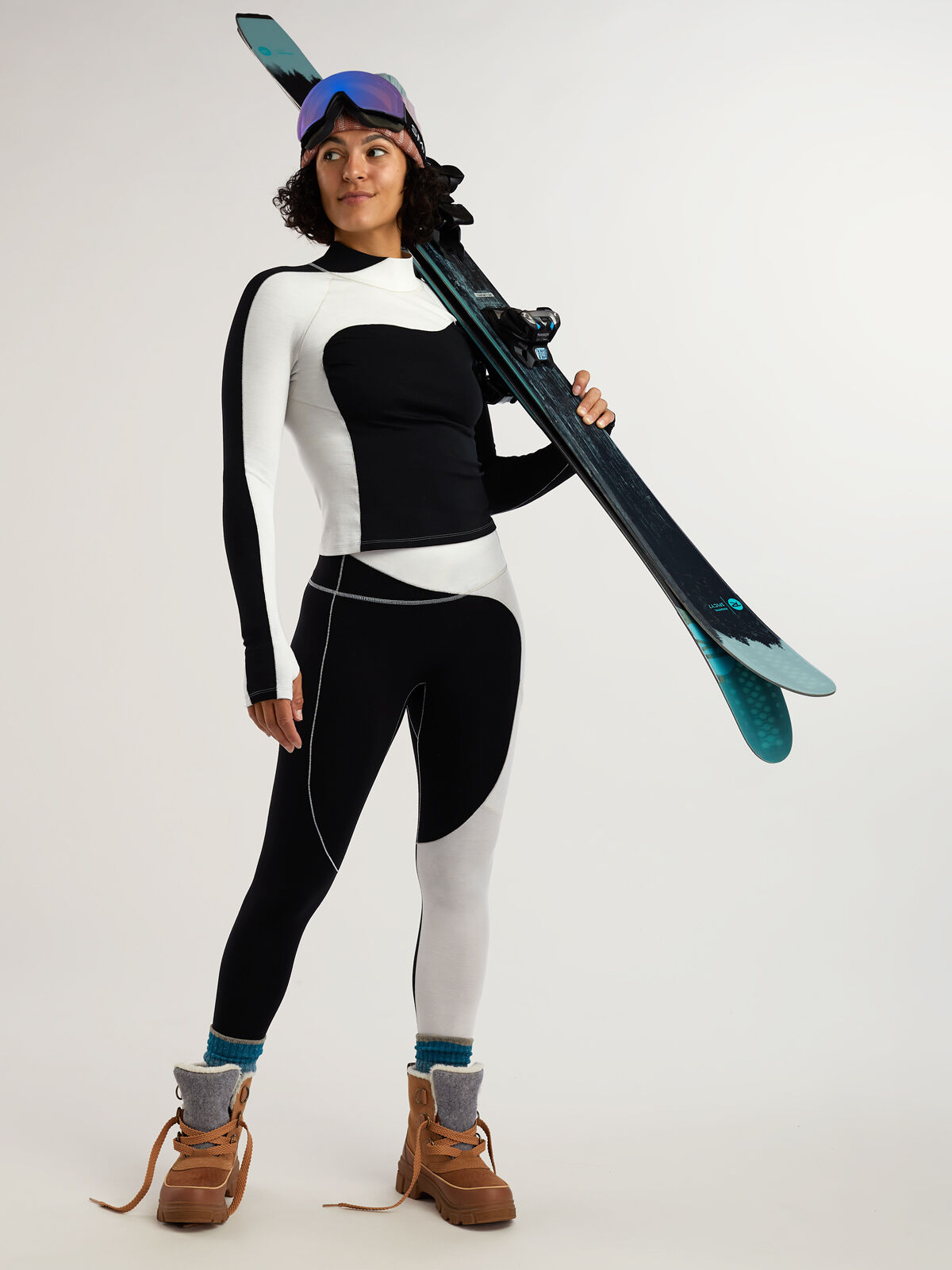 SENIQ Women's Wool Sculpt Merino Mock Neck Base Layer | Title Nine