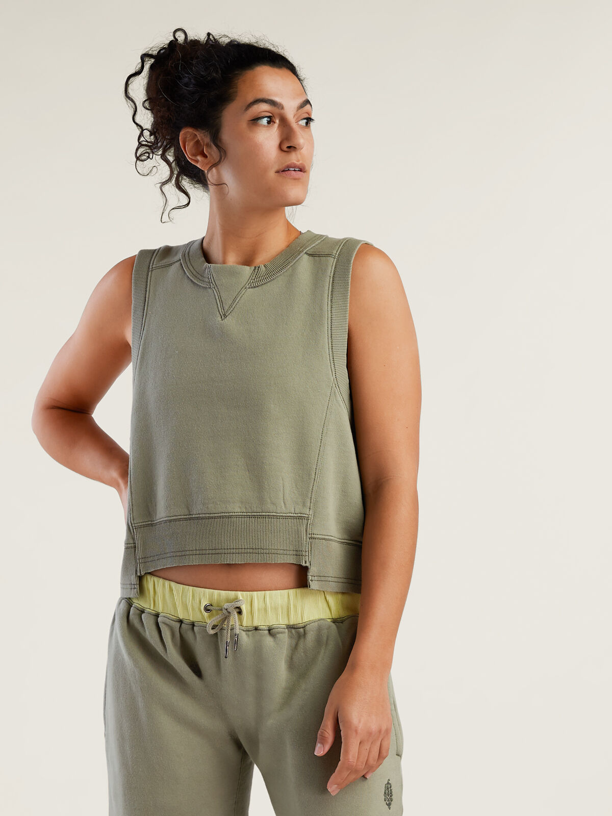 売れ筋商品|||エフピームーブメント カットソー トップス レディース Intercept Tank Top - Women's Heather Grey FP Movement Intercept Crew Neckline Sleeveless Tank | Dillard's