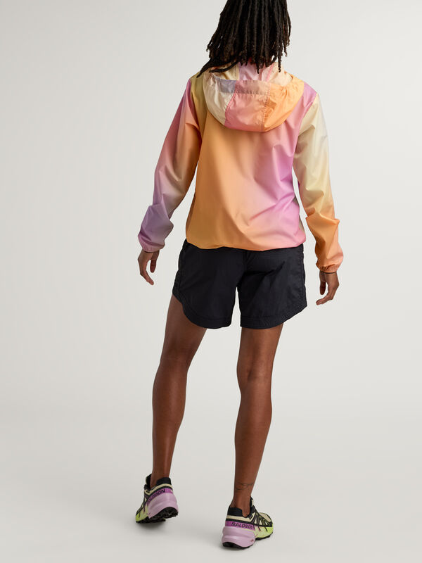 Scale Windbreaker &ndash; Packable UPF 50 Rain Jacket