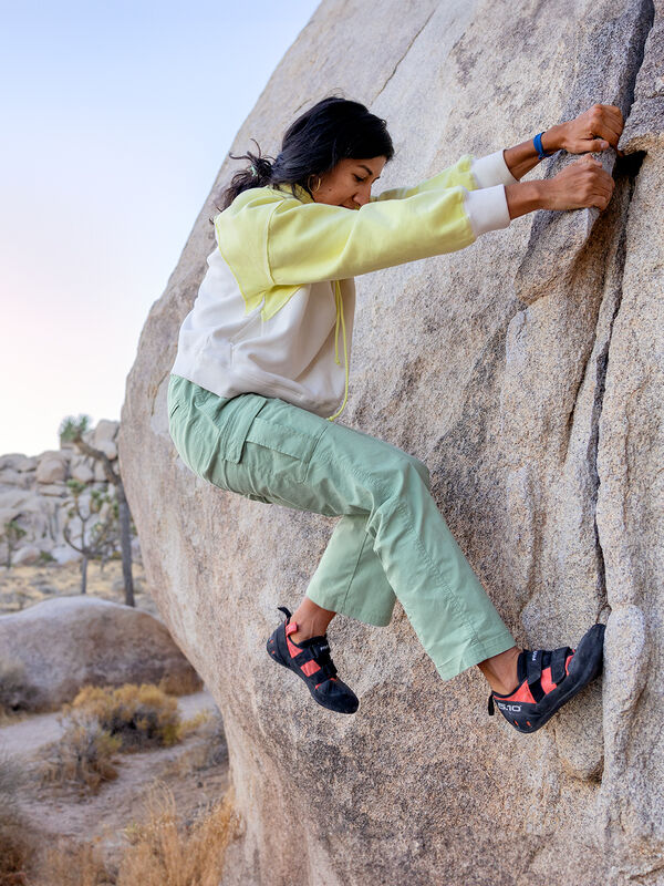 Women's High Rise Cargo Pants: Scout