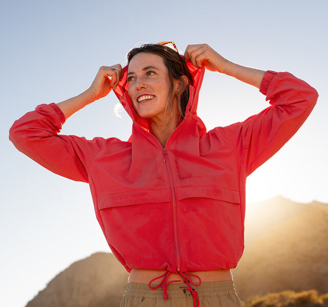 sola hooded jacket