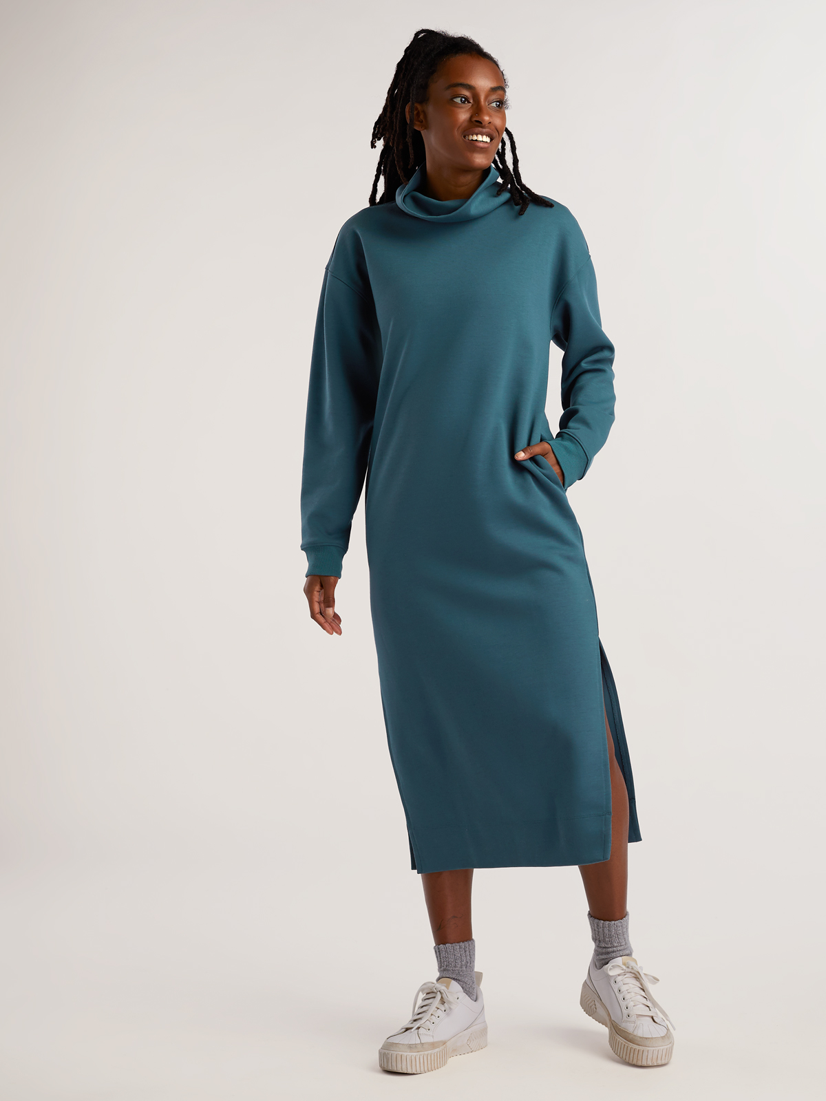 Gadot Maxi Dress – Women's Long Sleeve Mock Neck Dress | Title Nine