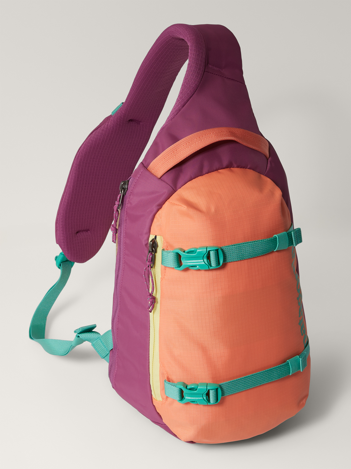 廃盤 00s patagonia Atom Sling ショルダーバッグ 93 Patagonia Atom Sling Backpack - 8L - Als.com