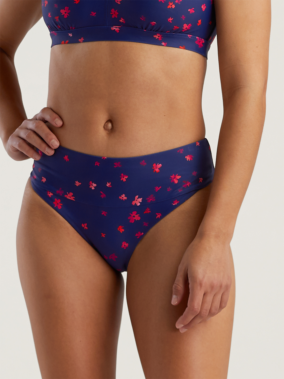 Left Coast Pocket Bikini Bottom - Ephemeral | Title Nine
