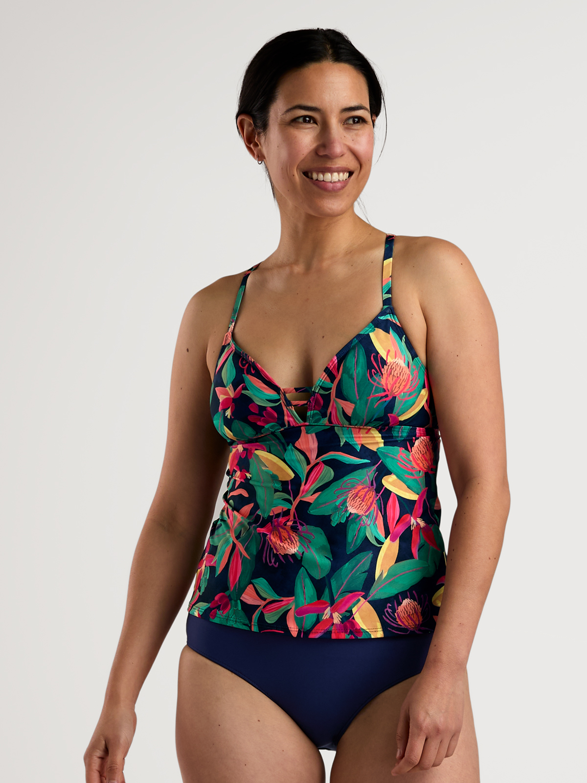 希少✨VIVIENNE TAM カットソー タンクトップ 豪華 総柄 金魚 Zehra Tankini Top Chang Mai Strappy Active Tankini | Title Nine