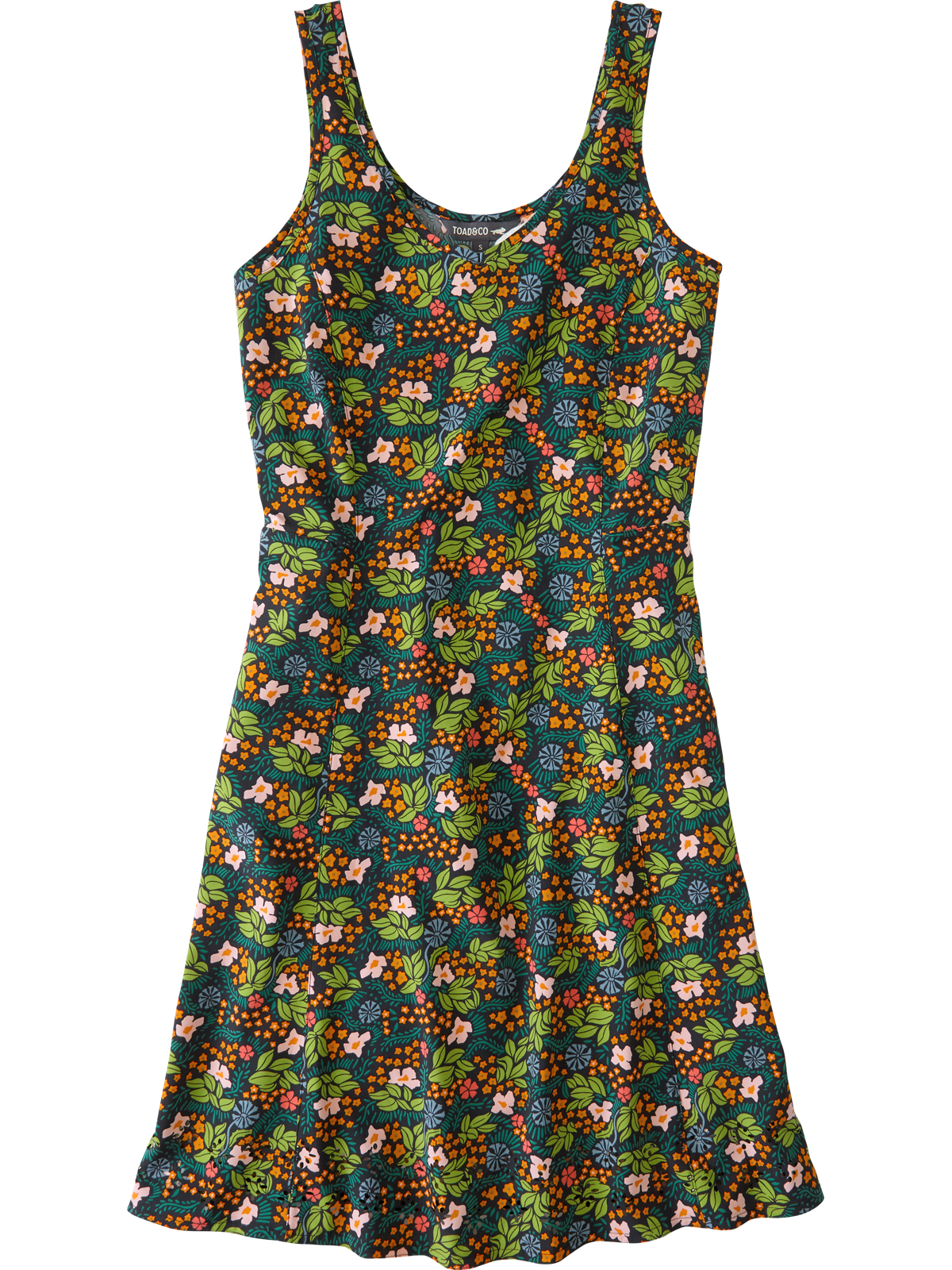 Best Women's Hot Weather Travel Clothes & Fabrics Title Nine