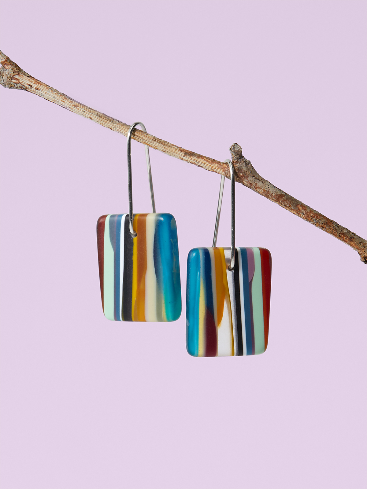 アクセサリー #111 mama Surf Surf Gems Sustainable Jewelry: Medium Earrings | Title Nine