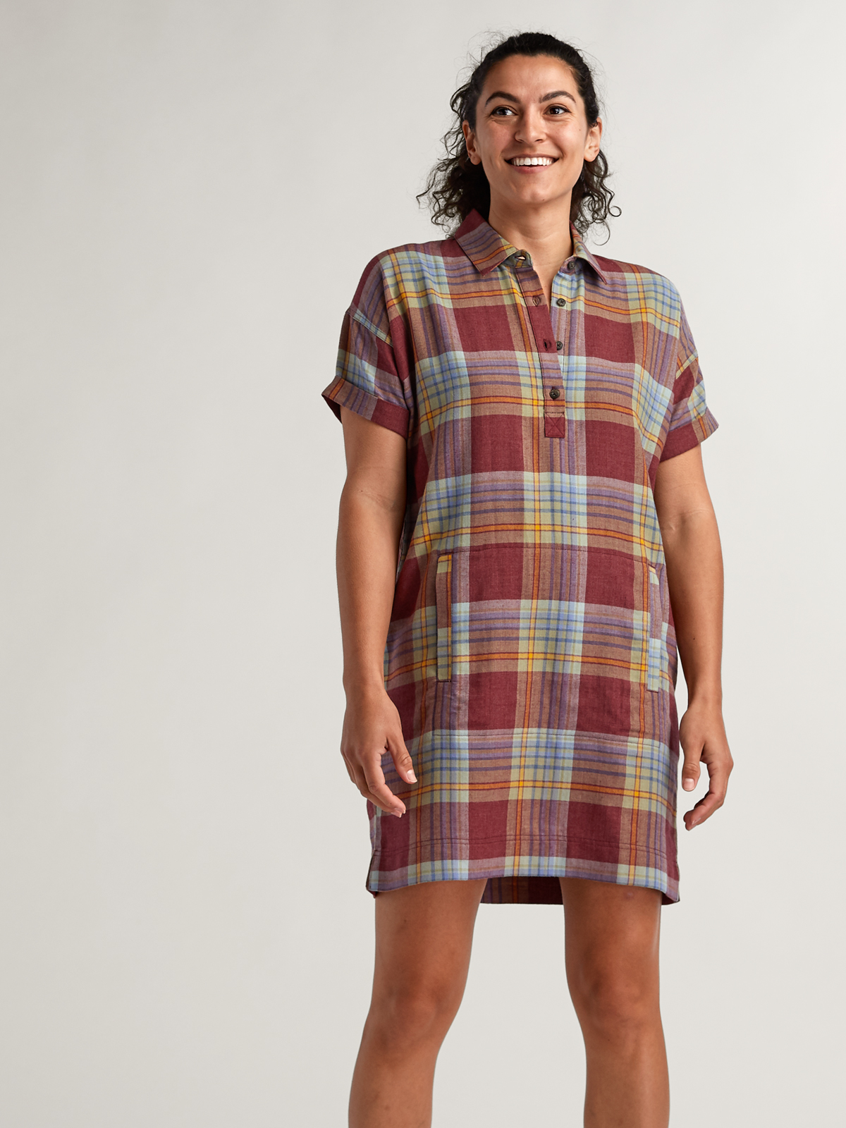 seersucker dresses for women EVEREVE Women's Sienna Seersucker Smocked Midi Dress, Size Small, White