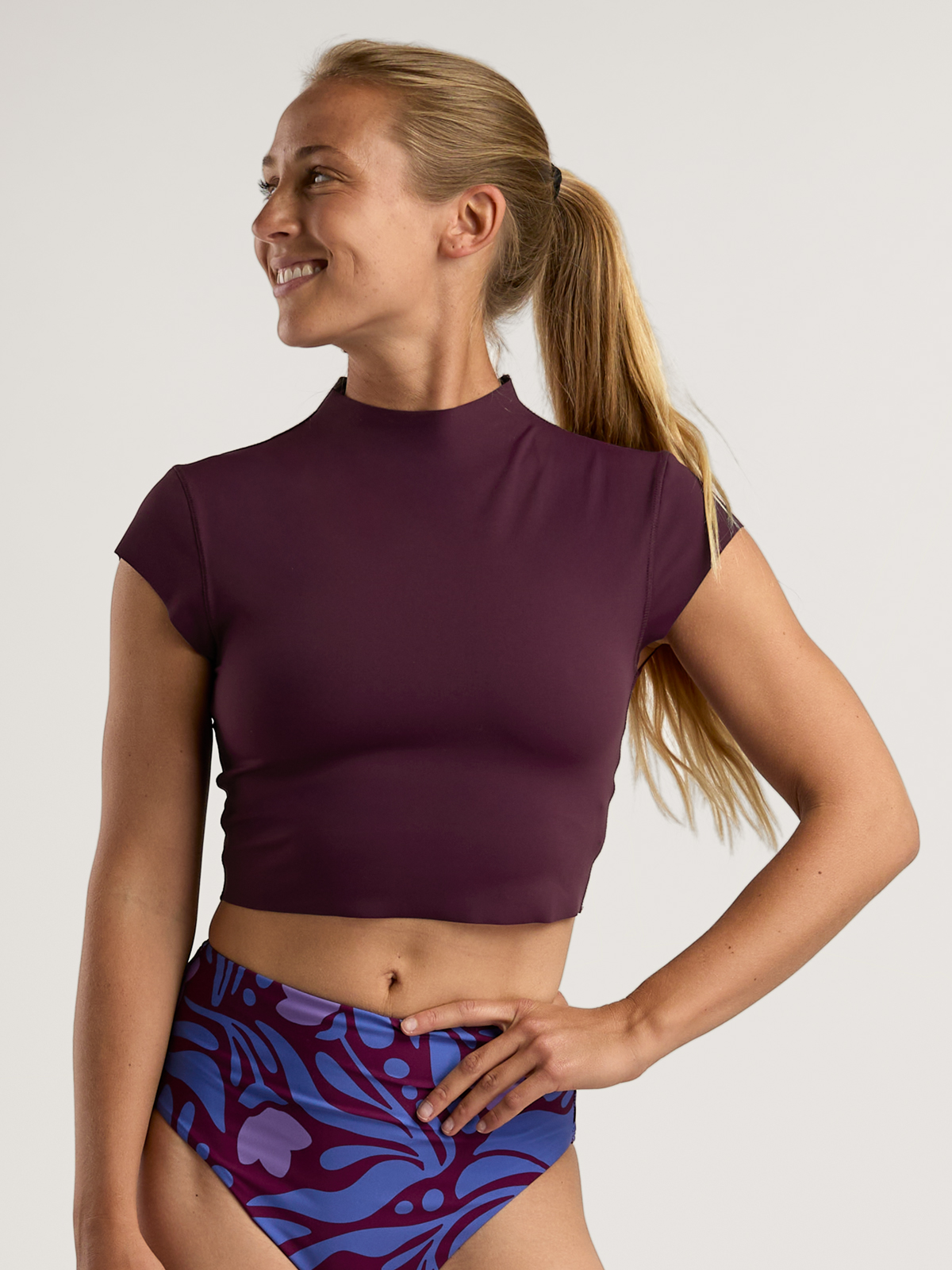 Cloudbreak Rash Guard – Cropped UPF 50 Swim Top | Title Nine