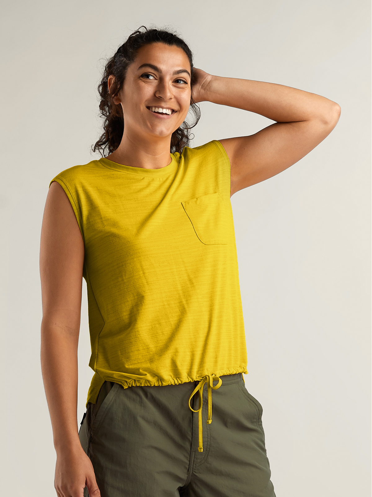 babylclub Crown key sleevelessタンクトップ Sleeveless Keyhole Tank