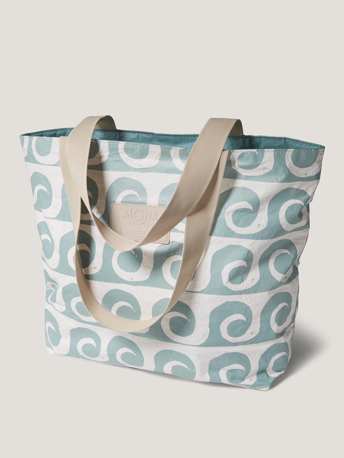 Aloha Day Tripper Zipper Tote Bag | Title Nine